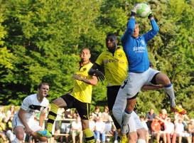 Steinbach hlt gegen BVB gut mit